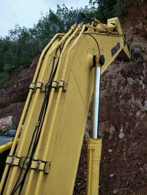 มี VDO ให้ชม.KOMATSU PC200-8 ราคา 1900000 ไมล์ 7600 ชม.เอกสารเล่ม รถประกอบญี่ปุ่น