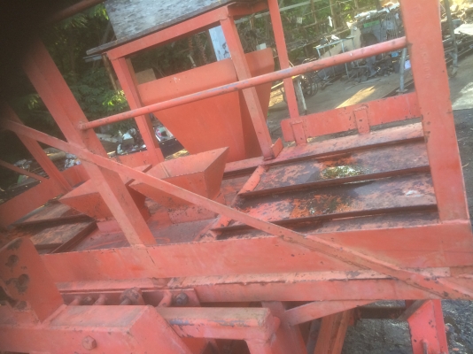 ขายเครื่องปลูกอ้อย ไคเฮงหลี รุ่น 2 ร่องคู่ใช้งานน้อย ราคา 42000 บาท