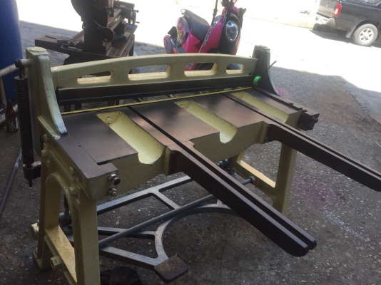 ตะไกตีนเหยียบ 4 ฟุต ตัดสังกะสี ใบมีดคมกริบ พร้อมใช้งาน