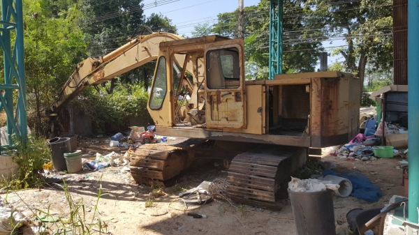 ขาย แบคโฮ KOMATSU PC120-2 ตัวเดิน 12 HT ติดมือคีบขยุ้ม มีบุ้งกี๋ให้ด้วย เครื่องดี ปั้มดี เอวแน่น ช่วงล่าง 80\% เอกสารใบซื้อขาย ขาย แบคโฮ KOMATSU PC120-2 ตัวเดิน 12 HT ติดมือคีบขยุ้ม มีบุ้งกี๋ให้ด้วย เครื่องดี ปั้มดี เอวแน่น ช่วงล่าง 80\% เอกสารใบซื้อขาย