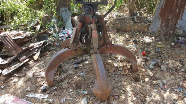 ขาย แบคโฮ KOMATSU PC120-2 ตัวเดิน 12 HT ติดมือคีบขยุ้ม มีบุ้งกี๋ให้ด้วย เครื่องดี ปั้มดี เอวแน่น ช่วงล่าง 80\% เอกสารใบซื้อขาย ขาย แบคโฮ KOMATSU PC120-2 ตัวเดิน 12 HT ติดมือคีบขยุ้ม มีบุ้งกี๋ให้ด้วย เครื่องดี ปั้มดี เอวแน่น ช่วงล่าง 80\% เอกสารใบซื้อขาย