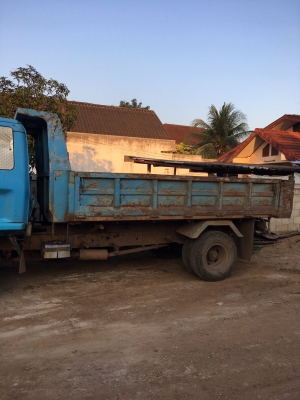 ขายดั้มยกชุดคัทซีกว้าง83ซม กระบะกว้าง215ซมยาว4เมตร ยกใส่ได้เลย สนใจ0869127054