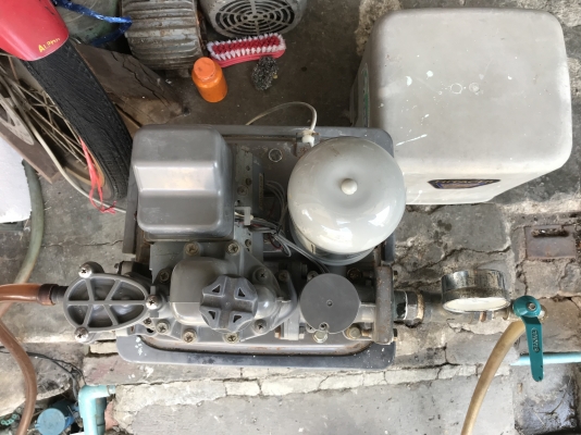 ขายปั๊มน้ำอัตโนมัติแรงดันคงที่ Hitachi 125W สภาพสวยเดิมๆ หมุนนิ่ม ตรวจเช็คแรงดันเรียบร้อย ไม่มีรั่วซึม พร้อมใช้งาน