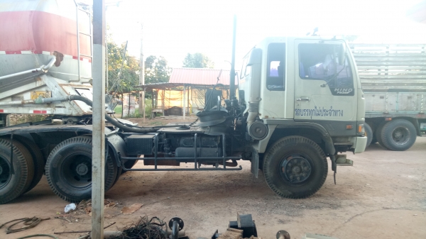 ขายๆๆๆหัวลากFM3MF สองเพลา245แรงสภาพสวยกริปๆๆ เครื่องดีคัชซีสวย ยางพร้อม เล่มชุดโอนพร้อม ราคาตั้งขาย???? 590,000บาท????เงินสดลดได้ ไม่พอจัดแนนท์ได้ (โทร)???? (line) 084-3923995 (/)085-6842587