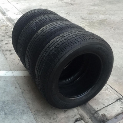 ยางBridgestone 265/60/18 ปี15 สภาพสวย ดอกเต็มขายถูกๆรกบ้าน4เส้น