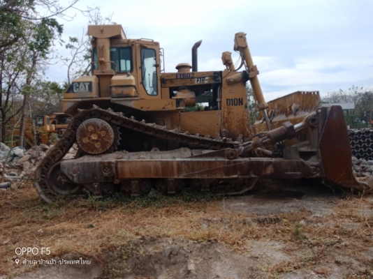 รถแทรคเตอร์ ยี่ห้อ Caterpillar รุ่น D10N เครื่องสตาทติด ขับได้ ขายตามสภาพ