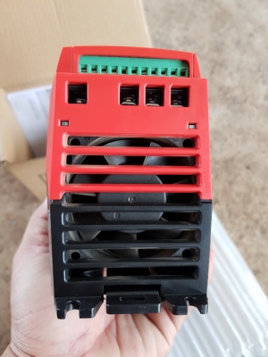 ขาย INVERTER ยี่ห้อ SEW 0.75 KW, 1 HP รุ่น Movitrac LT ใช้ไฟบ้าน มือสองสวยๆ