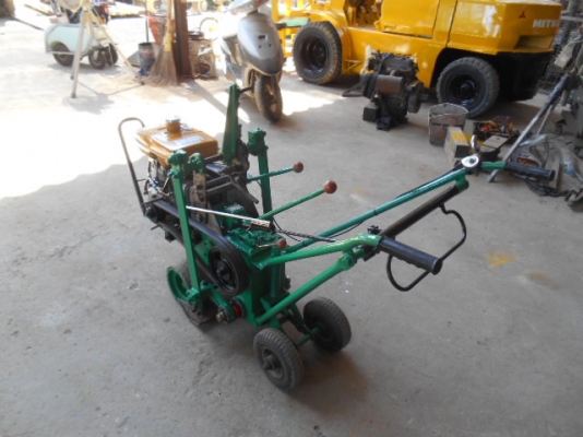 รถแชะหญ้า พร้อมใช้งาน