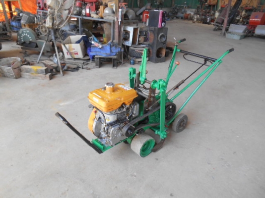 รถแชะหญ้า พร้อมใช้งาน