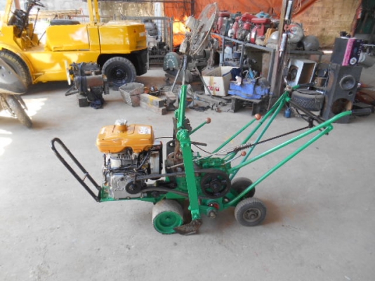 รถแชะหญ้า พร้อมใช้งาน