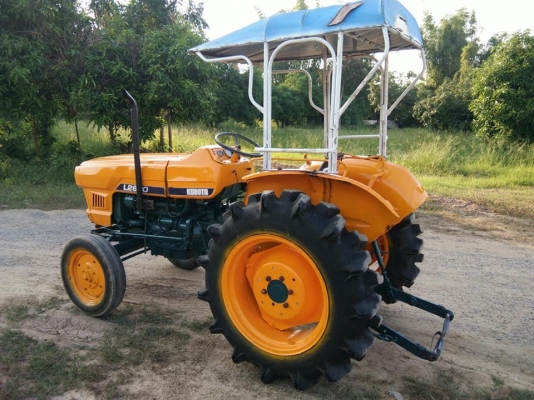 จัดส่งพี่บ้านฉาง จังหวัดระยอง ขายรถไถคูโบต้า26แรงม้า สวยๆพร้อมใช้งาน(ตัวเปล่า)