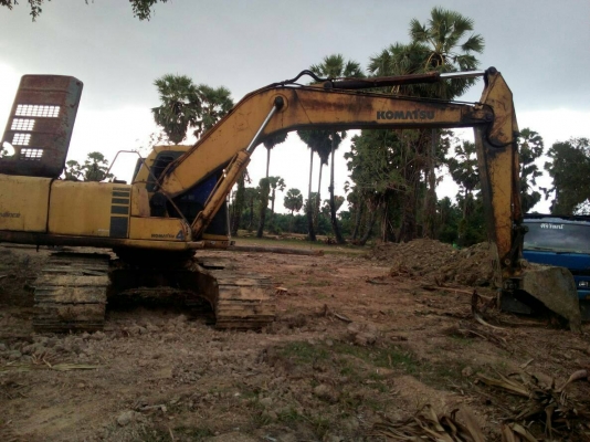 มี VDO ให้ชม. KOMATSU PC200-6 เอกสารเล่ม ระบบไฟเต็ม ราคา 850000
