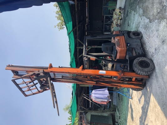 อาร์ ซี เอช  โฟรคลิฟท์ ขาย โตโยต้า รุ่น 5 ดีเซล