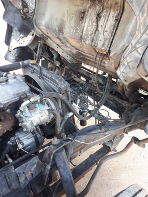 ต้องการขายรถ 6ล้อ NPR (ตู้เย็น)เจ้าของขายเอง