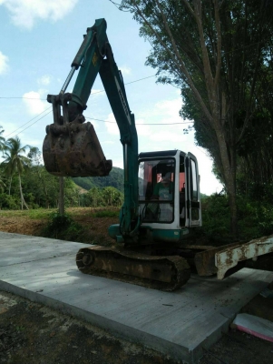 ขายรถแบคโฮ KOMATSU PC40-7 เอกสารอินวอย ราคา 420000 ขายรถแบคโฮ KOMATSU PC40-7 เอกสารอินวอย ราคา 420000