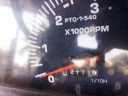 L3408 DTเครื่องแน่น เกียรดีวิ่งสภาพพร้อมใช้งานเล่มทะเบียนพร้อมโอนราคา 155000 สีเดิมๆทั้งคันคัพ