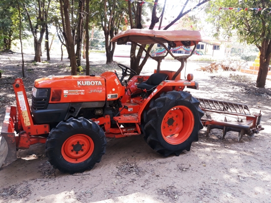 L3408 DTเครื่องแน่น เกียรดีวิ่งสภาพพร้อมใช้งานเล่มทะเบียนพร้อมโอนราคา 155000 สีเดิมๆทั้งคันคัพ