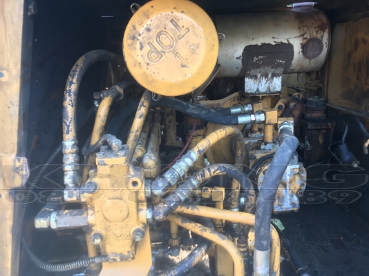 ขายด่วน รถแบคโฮ komatsu 60uu รุ่น2หัวแย็ก แน่นทุกชิ้นส่วน มีทะเบียน รถสวยเก่าญี่ปุ่นพร้อมใช้งาน พร้อมหัวแย็กให้ด้วย เพียง 400000 บาท