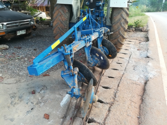 ขายผานสามโครงสี่ไคเฮงหลีสภาพสวย ขายผานสามโครงสี่ไคเฮงหลีสภาพสวย