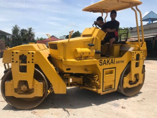 รถบดสั่นเสทือนเบรคดาวน์ขนาด6ตัน Sakai SW70 เครื่อง4สูบ174แรงม้า เอกสารชุดแจ้งจำหน่าย