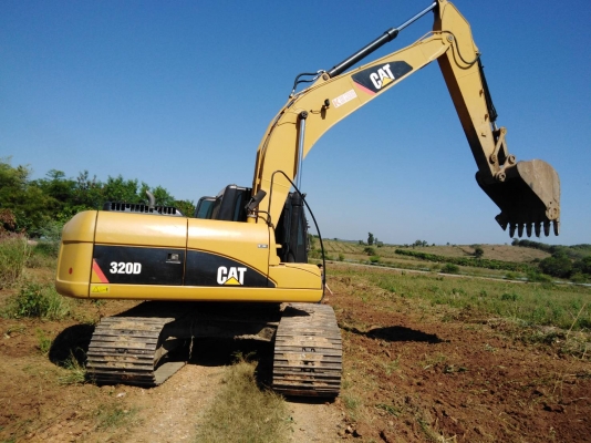 รถแบคโฮ CAT 320D ไมล์ 5,000 ชั่วโมง