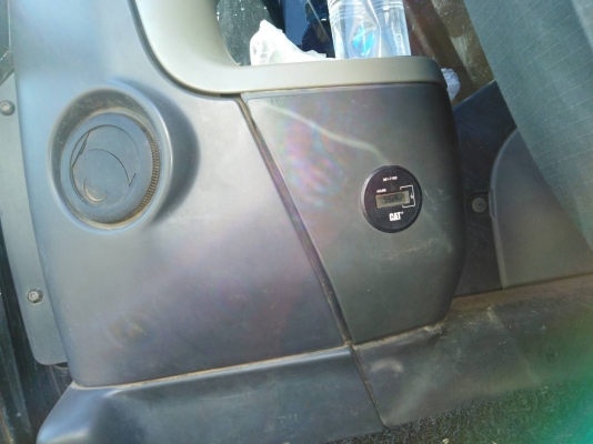 รถแบคโฮ CAT 320D ไมล์ 5,000 ชั่วโมง