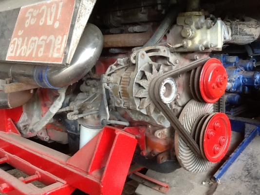 ขายรถเกี่ยวข้าวไทยเส็งยนต์