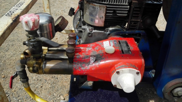 เครื่องปั้มฉีดน้ำเก่าญี่ปุ่น ARIMITSU JAPAN เครื่องเบนซิน KAWASAKI FG 200 G-X ขนาด 5 HP