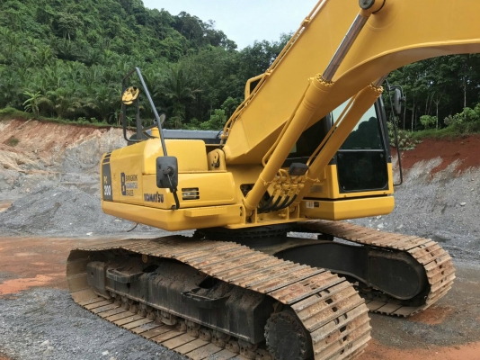 ขายรถแบคโฮ KOMATSU PC200-8MO ไมล์ 6156 ชม.ราคา 2000000