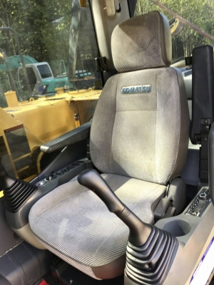 ขายรถแบคโฮ KOMATSU PC200-8MO ไมล์ 6156 ชม.ราคา 2000000