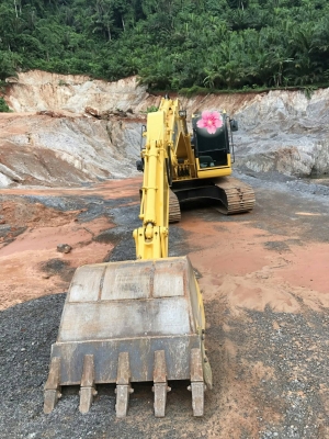 ขายรถแบคโฮ KOMATSU PC200-8MO ไมล์ 6156 ชม.ราคา 2000000 ขายรถแบคโฮ KOMATSU PC200-8MO ไมล์ 6156 ชม.ราคา 2000000
