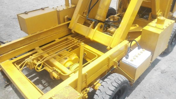 เอ็กลิฟท์ขากรรไกรเก่าญี่ปุ่น Made in JAPAN ยกสูง 6.2 m ถาด 130x250 cm รองรับน้ำหนัก 500 kg