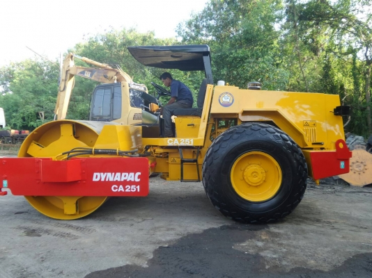 ขาย รถบด DYNAPAC CA251 ขาย รถบด DYNAPAC CA251