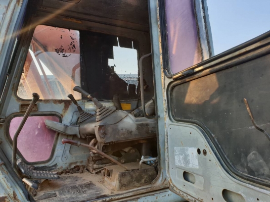 ขายรถแบคโค HITACHI EX200-3 เอกสารเล่มทะเบียน ราคา.450,000 ต่อรอง เครื่อง ปั้มแรง มูมฮาร์มสวย แอร์มี เอวมีขยับนิดหน่อย รถทำงานเร็ว ไฟฟ้าตัด สนใจรถไปทำงานราคาย้อมๆโทรเลยครับที่...081-3531946 ต่อ.บางนา &amp; ID-LINE รถอยู่ อ.นางรอง จ.บุรีรัมย์