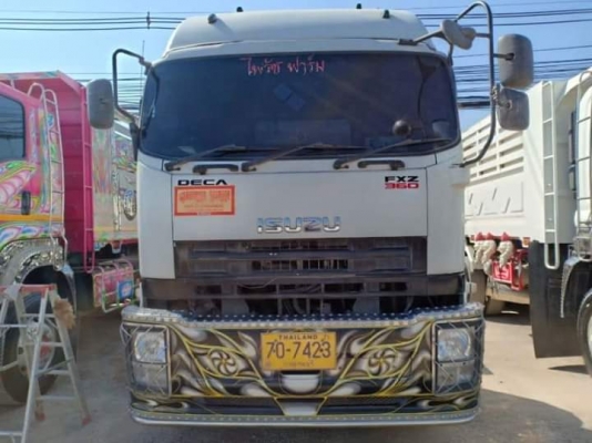 ขายค่ะ หัวคัชซี ISUZU 300 แรง ปี 58 รถ 2 เพลา