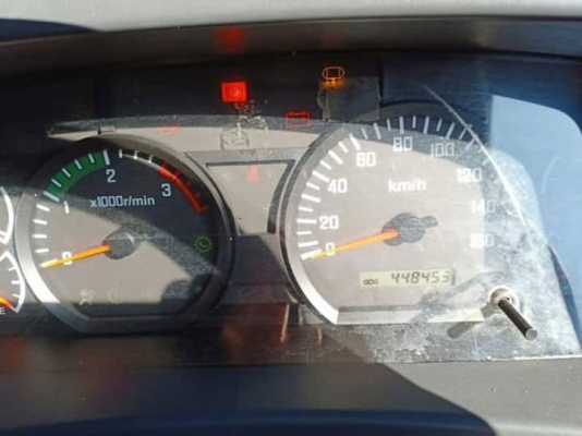 ขายค่ะ หัวคัชซี ISUZU 300 แรง ปี 58 รถ 2 เพลา