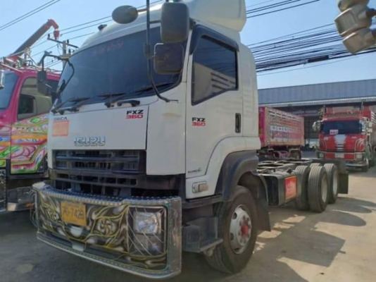 ขายค่ะ หัวคัชซี ISUZU 300 แรง ปี 58 รถ 2 เพลา