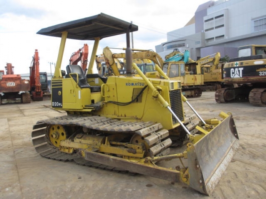 ขายรถดัน D20PL-7 นำเข้าจากประเทศญี่ปุ่น รถสวยพร้อมใช้ สนใจติดต่อสอบถาม 092-3309229 อีด