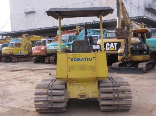 ขายรถดัน D20PL-7 นำเข้าจากประเทศญี่ปุ่น รถสวยพร้อมใช้ สนใจติดต่อสอบถาม 092-3309229 อีด