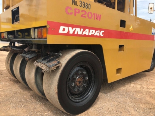 ขายรถบด 7 ล้อ DYNAPAC CP201W นำเข้าเองจากญี่ปุ่น สภาพสวยพร้อมใช้ มีVDOการทำงานครับ
