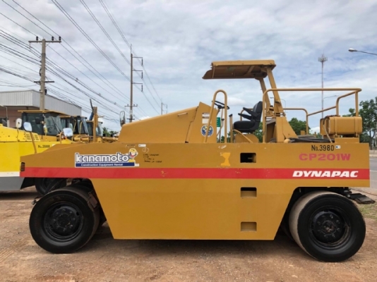 ขายรถบด 7 ล้อ DYNAPAC CP201W นำเข้าเองจากญี่ปุ่น สภาพสวยพร้อมใช้ มีVDOการทำงานครับ