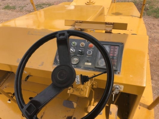 ขายรถบด 7 ล้อ DYNAPAC CP201W นำเข้าเองจากญี่ปุ่น สภาพสวยพร้อมใช้ มีVDOการทำงานครับ