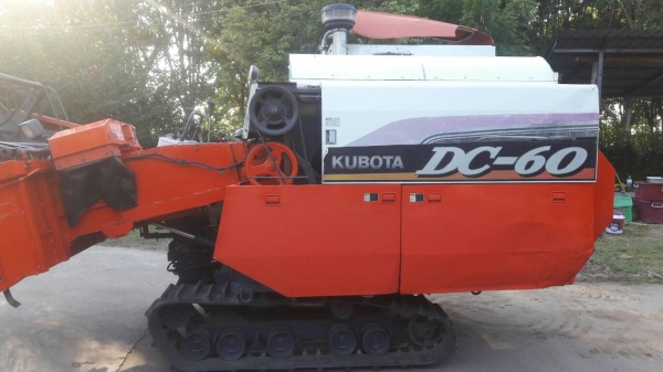 dc 60  เครื่องดีเกียร์ดี ช่วงล่างดี แทรกสวย2เส้นเชคแล้วพร้อมใช้ครับ