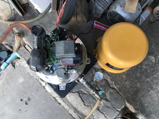 ขายปั๊มน้ำอัตโนมัติ Mitsubishi 150W สภาพสวยมาก เบิกถังสแตนเลส+ฝาครอบของใหม่ใส่ให้ครับ ตรวจเช็คแรงดันเรียบร้อย ไม่มีรั่วซึม พร้อมใช้งาน