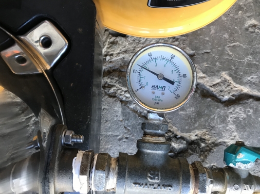 ขายปั๊มน้ำอัตโนมัติ Mitsubishi 150W สภาพสวยมาก เบิกถังสแตนเลส+ฝาครอบของใหม่ใส่ให้ครับ ตรวจเช็คแรงดันเรียบร้อย ไม่มีรั่วซึม พร้อมใช้งาน