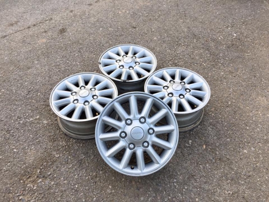 ขายล้อแม็ก ISUZU D-Max ขอบ 15  4 วง ราคา 3,000 บาท