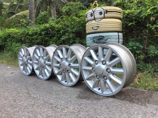 ขายล้อแม็ก ISUZU D-Max ขอบ 15  4 วง ราคา 3,000 บาท