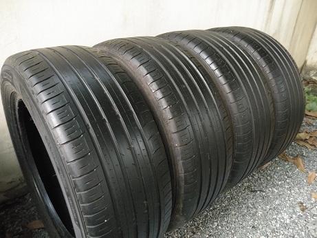 ขายยาง DUNLOP ENASAVE EC300 ปี0617 (1ชุด) 215-55-16 ราคา 3,200