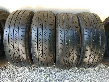 ขายยาง DUNLOP ENASAVE EC300 ปี4017 (1ชุด) 205-55-16 ราคา 3,400 ขายยาง DUNLOP ENASAVE EC300 ปี4017 (1ชุด) 205-55-16 ราคา 3,400