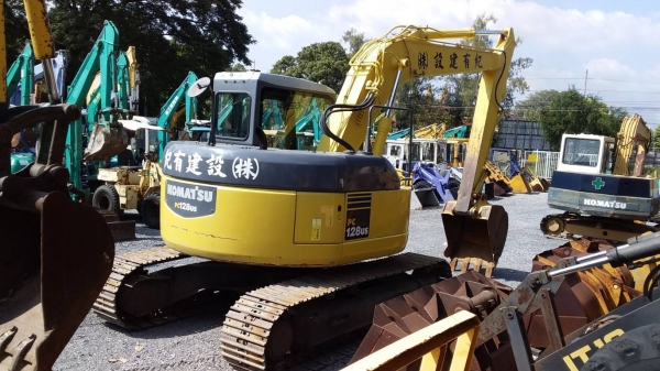 ต้องขายรถขุดยี่ห้อKOMATSU-PC128US-2E1รถนำเข้าจากญี่ปุ่น ต้องขายรถขุดยี่ห้อKOMATSU-PC128US-2E1รถนำเข้าจากญี่ปุ่น